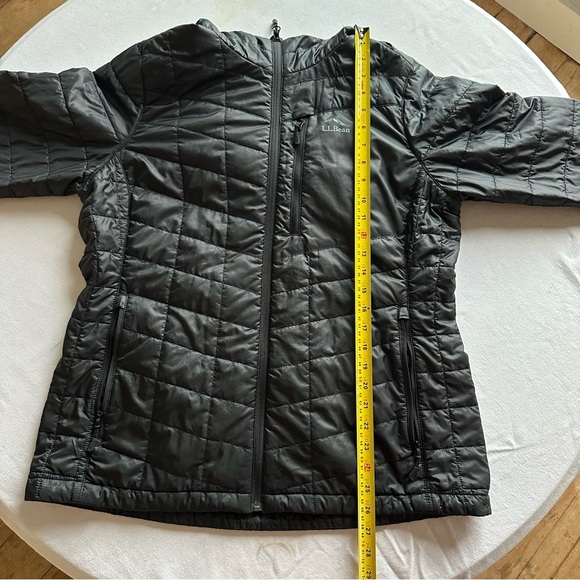 L.L. Bean Men's PrimaLoft Packaway Hooded Jacket - Picture 15 of 15